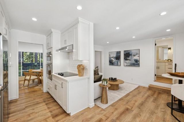 140 Stone Pine Lane, Menlo Park, CA 94025