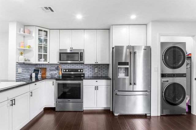 7102 Woodmont Way, Tamarac, FL 33321