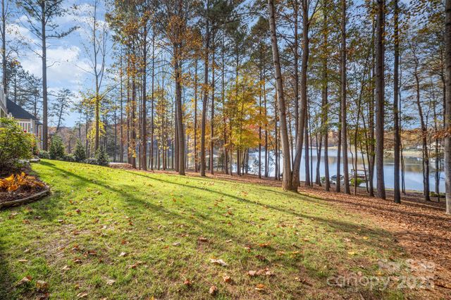 6782 Barefoot Cove Court, Denver, NC 28037