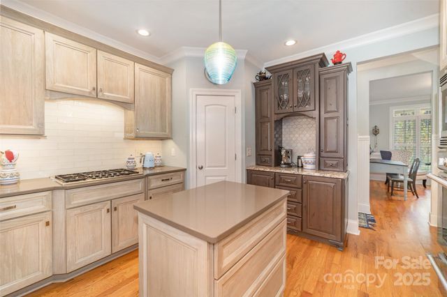6782 Barefoot Cove Court, Denver, NC 28037