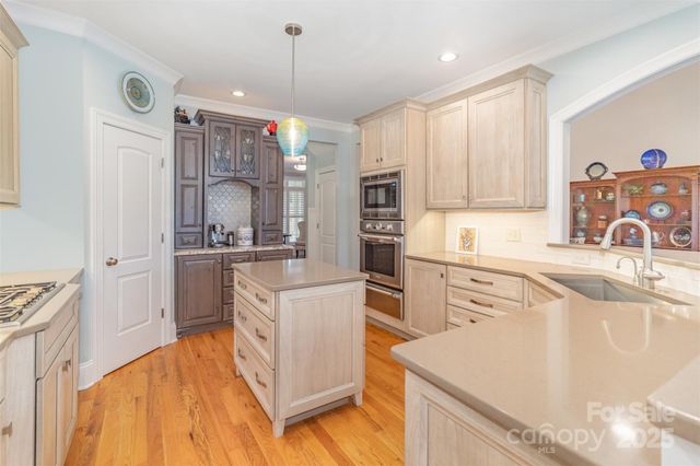 6782 Barefoot Cove Court, Denver, NC 28037