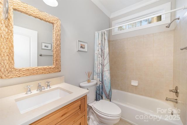 6782 Barefoot Cove Court, Denver, NC 28037