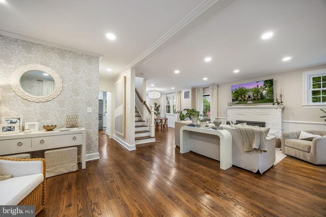 222 E OXFORD AVE, Alexandria, VA 22301