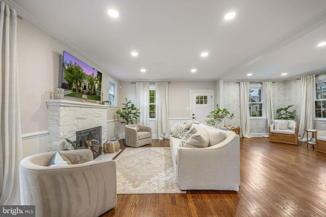 222 E OXFORD AVE, Alexandria, VA 22301