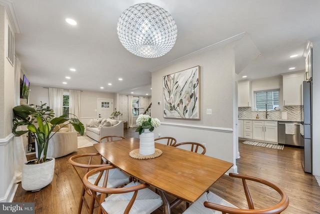 222 E OXFORD AVE, Alexandria, VA 22301