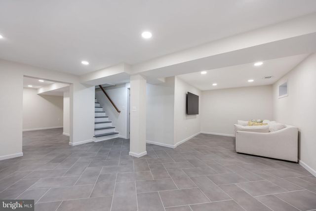 222 E OXFORD AVE, Alexandria, VA 22301