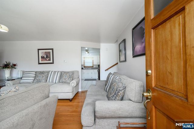 35 Werneking Place, Little Ferry, NJ 07643