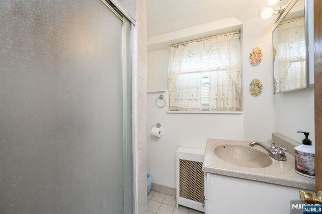 35 Werneking Place, Little Ferry, NJ 07643