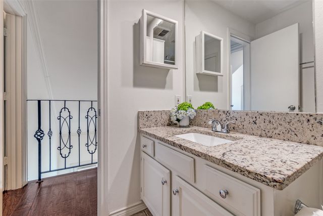 4034 Rawlins Street 208, Dallas, TX 75219