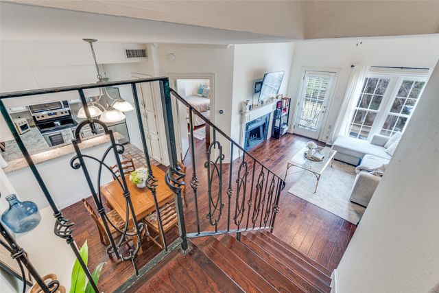 4034 Rawlins Street 208, Dallas, TX 75219