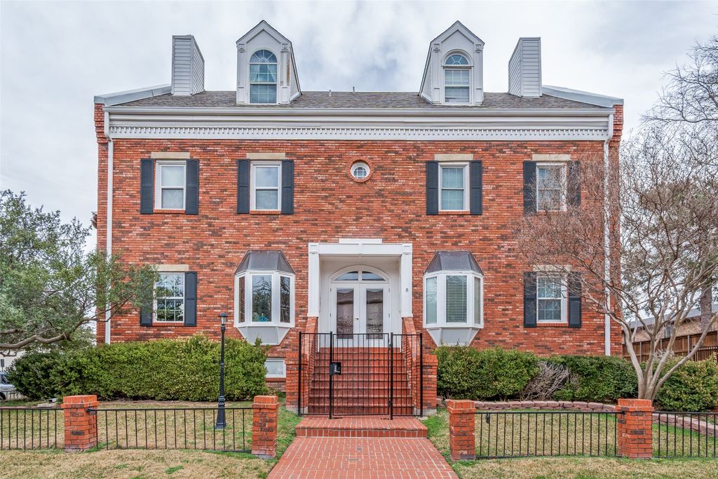 4034 Rawlins Street 208, Dallas, TX 75219