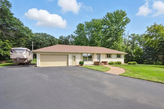 11550 Deuce Road, Elko New Market, MN 55020