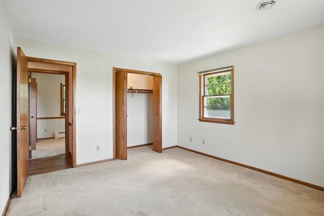 11550 Deuce Road, Elko New Market, MN 55020