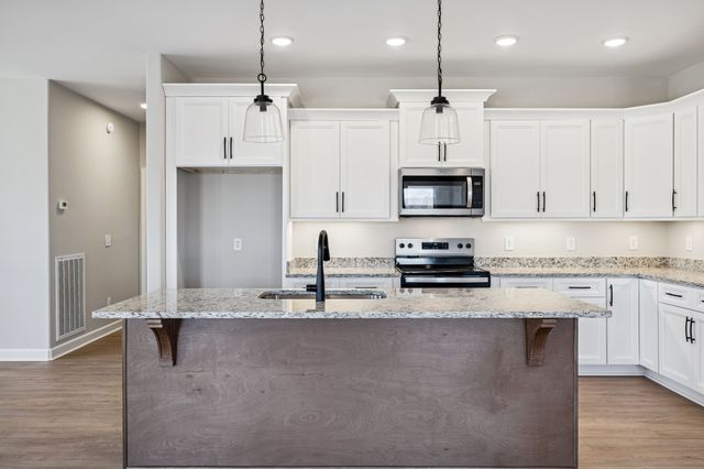 2253 County House Rd, Smithville, TN 37166