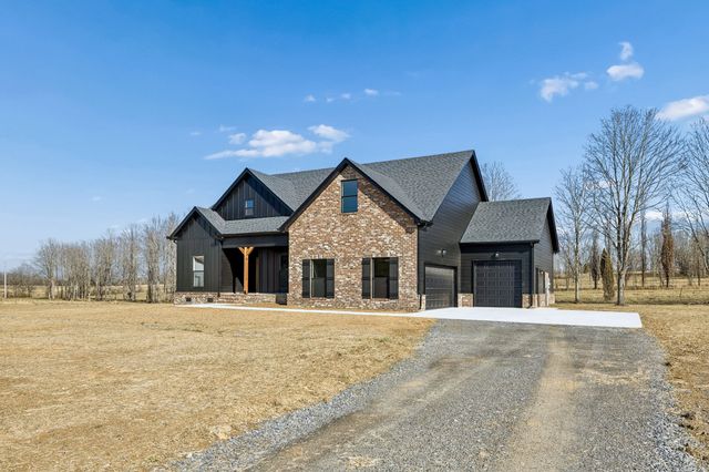 2253 County House Rd, Smithville, TN 37166