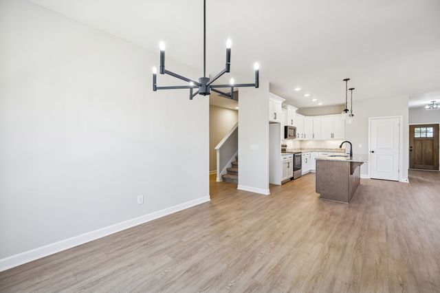 2253 County House Rd, Smithville, TN 37166