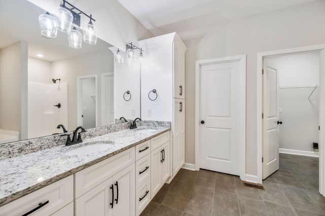 2253 County House Rd, Smithville, TN 37166