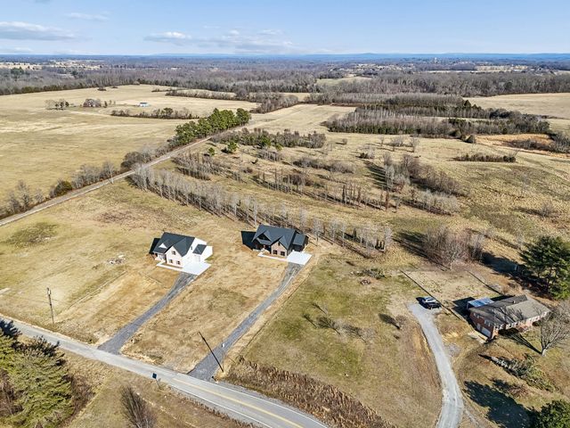 2253 County House Rd, Smithville, TN 37166