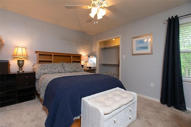 247 Yoder LN, Newport News, VA 23602