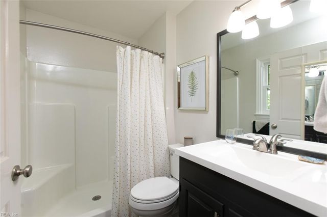 247 Yoder LN, Newport News, VA 23602