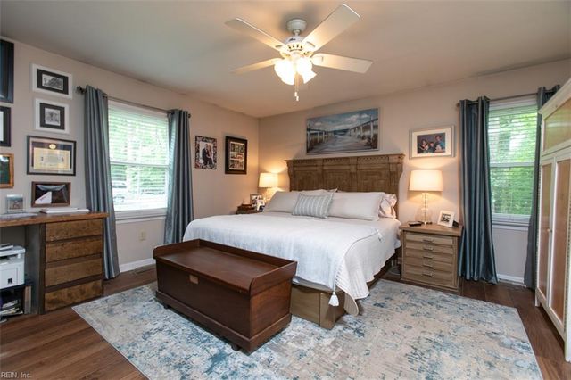 247 Yoder LN, Newport News, VA 23602