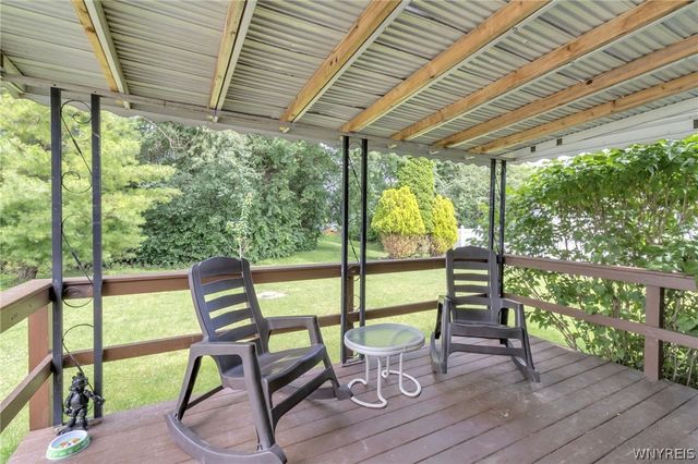 4437 Willow Lane, Hamburg, NY 14075