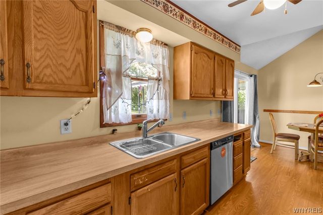 4437 Willow Lane, Hamburg, NY 14075