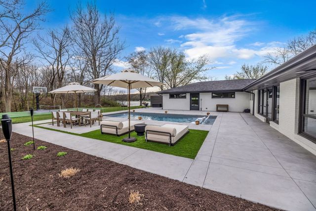 65 S Shores Drive, Decatur, IL 62521