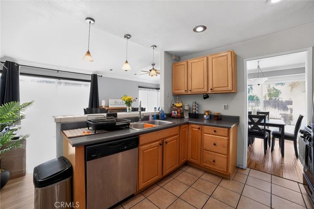 115 Shirley Court, Colton, CA 92324