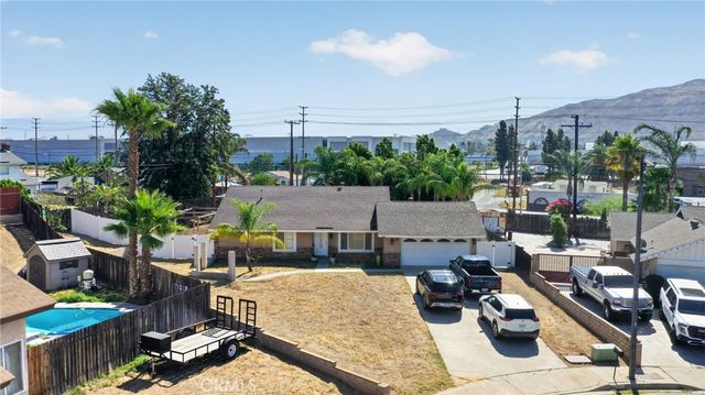 115 Shirley Court, Colton, CA 92324