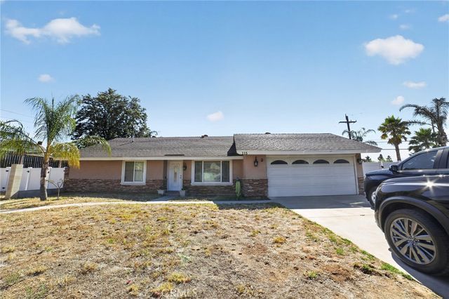 115 Shirley Court, Colton, CA 92324