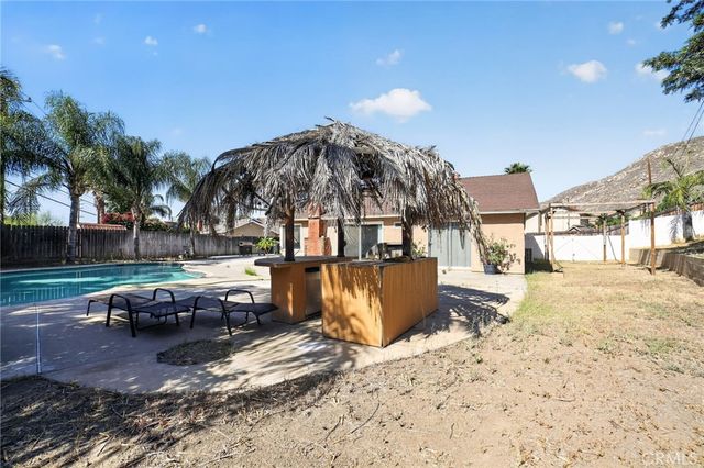 115 Shirley Court, Colton, CA 92324