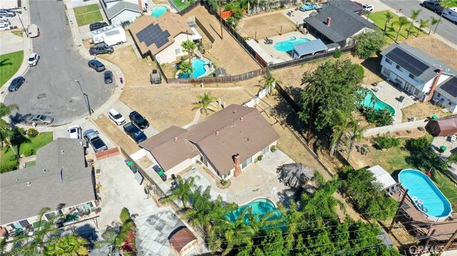 115 Shirley Court, Colton, CA 92324