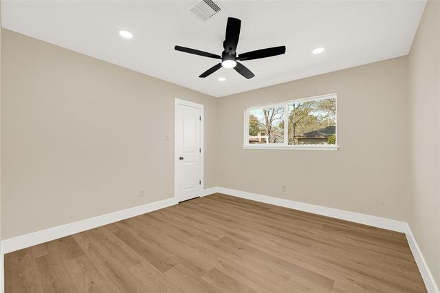 3203 Falling Brook Drive, Houston, TX 77345