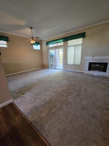 7617 School House Ln, Roseville, CA 95747