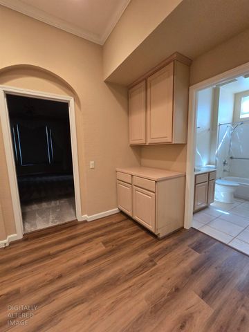 7617 School House Ln, Roseville, CA 95747