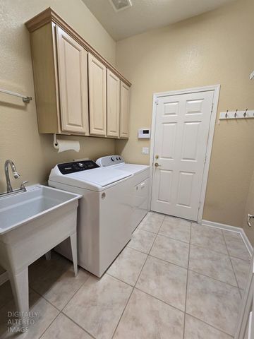 7617 School House Ln, Roseville, CA 95747