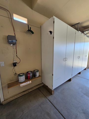 7617 School House Ln, Roseville, CA 95747
