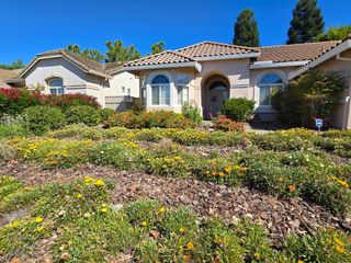7617 School House Ln, Roseville, CA 95747
