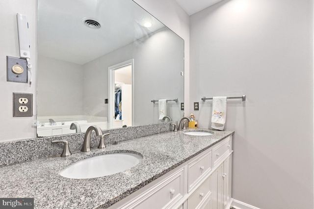 7601 SAN DI GAN DR, Frederick, MD 21702