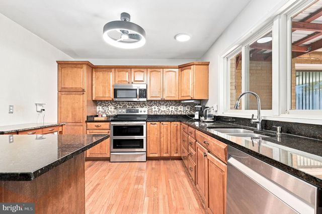 7601 SAN DI GAN DR, Frederick, MD 21702