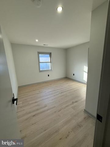 1125 DEVONSHIRE DR, Oxon Hill, MD 20745