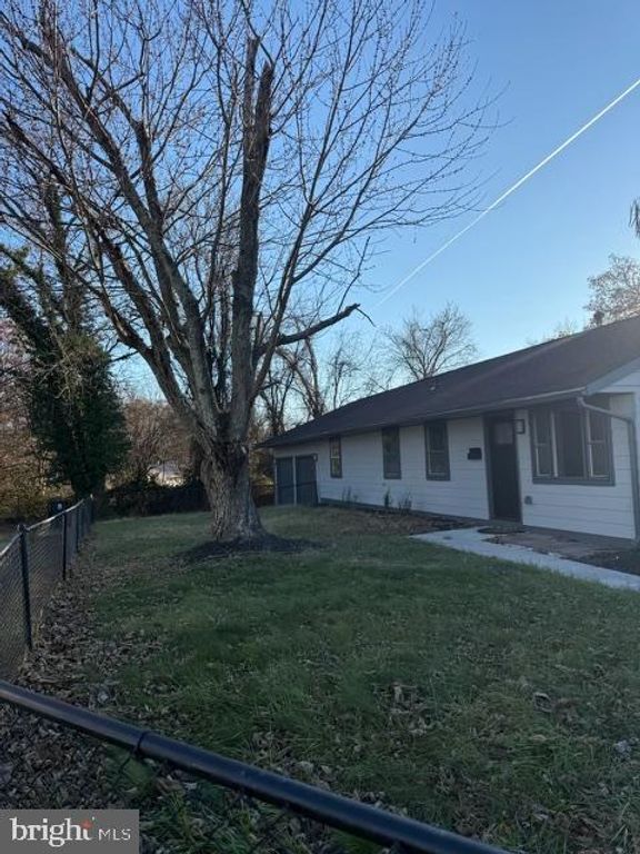 1125 DEVONSHIRE DR, Oxon Hill, MD 20745