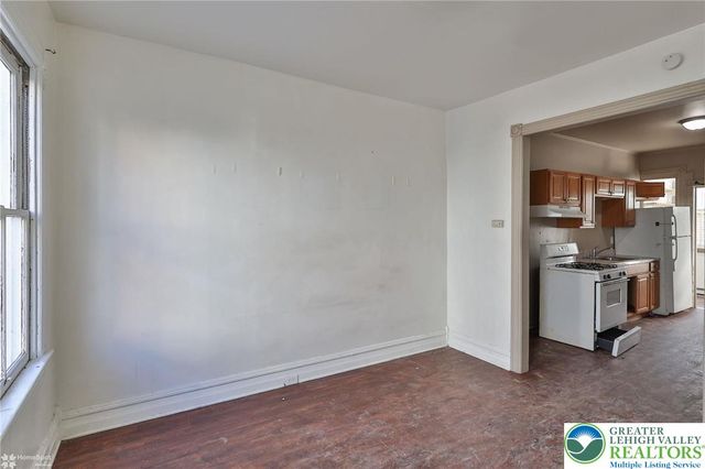 934 West Pine Street, Allentown City, PA 18102