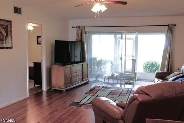 5409 Peppertree DR 7, Fort Myers, FL 33908