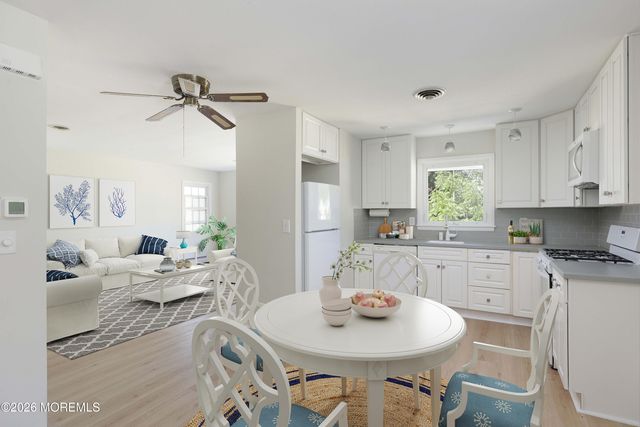 61 Morning Glory Court, Toms River, NJ 08755