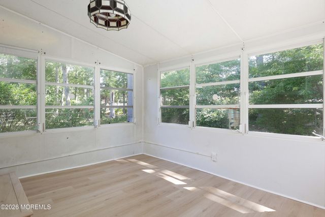 61 Morning Glory Court, Toms River, NJ 08755