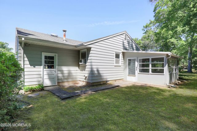 61 Morning Glory Court, Toms River, NJ 08755