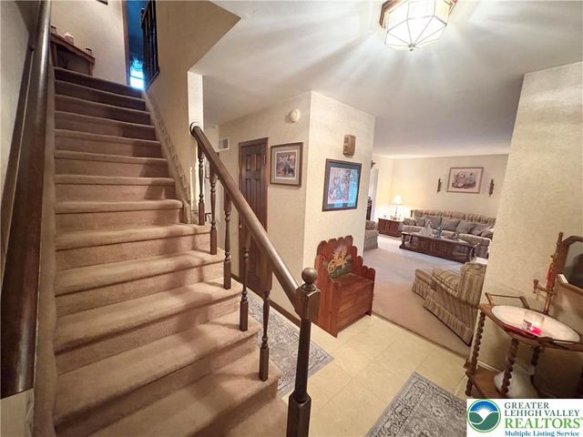 3843 Eagle Road, Washington Twp, PA 18080