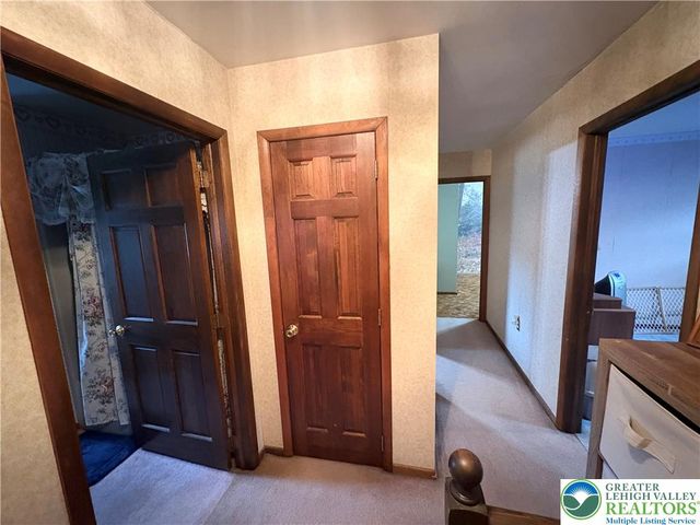 3843 Eagle Road, Washington Twp, PA 18080